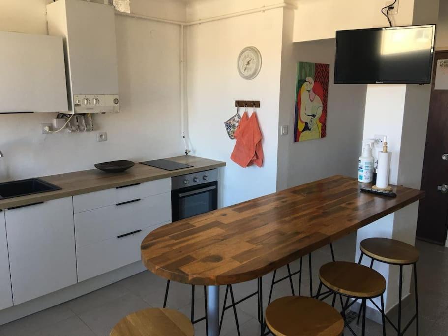 Grands Buffets Hebergement Chambre Narbonne Luaran gambar